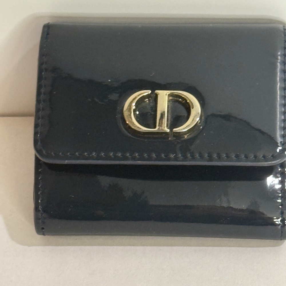 CHRISTIAN DIOR  Patent 30 Montaigne Navy Blue  Wallet - Picture 2 of 12